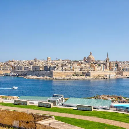 New! Luxury With Breathtaking Views & Private Pool, By Sf Homes Appartement
