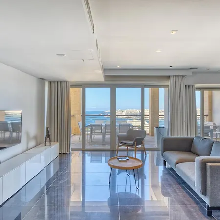 New! Luxury With Breathtaking Views & Private Pool, By Sf Homes