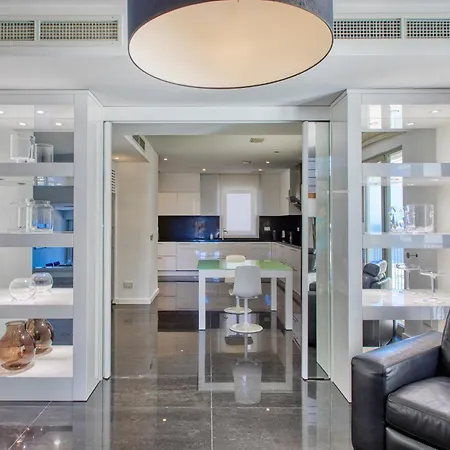 New! Luxury With Breathtaking Views & Private Pool, By Sf Homes Appartement Sliema