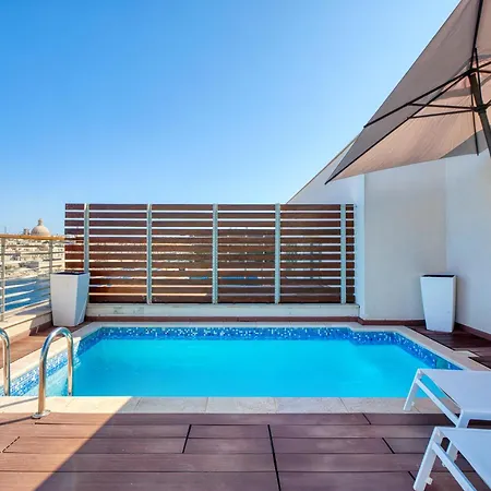 New! Luxury With Breathtaking Views & Private Pool, By Sf Homes