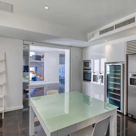 Lejlighed New! Luxury With Breathtaking Views & Private Pool, By Sf Homes *